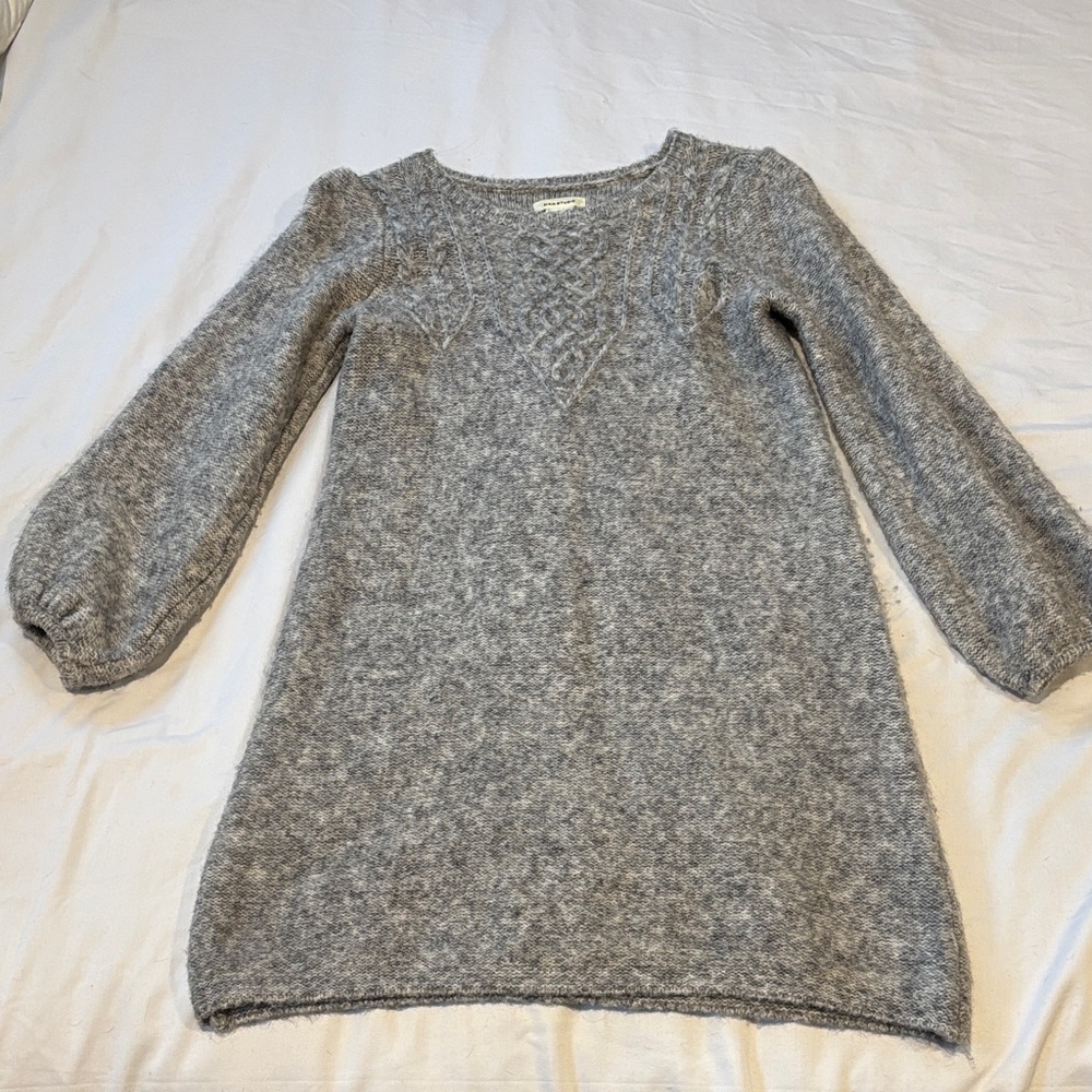 Max Studio sweater Dress super soft Studio Gray Crew Neck great for a teen